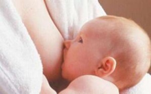 宝宝正确的吸奶的8种方式 婴儿正确吸母乳方法图 宝宝正确的吸奶的8种方式 婴儿正确吸母乳方法图