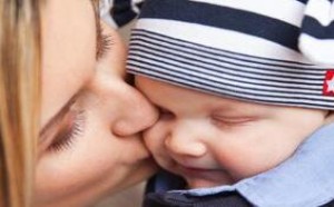 患有甲亢的女人可以怀孕生宝宝吗？