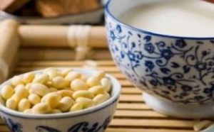 听专家说:喝豆浆到底能不能促进排卵提高受孕几率 听专家说:喝豆浆到底能不能促进排卵提高受孕几率