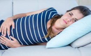 女性盆腔积液是怎么引起的吗