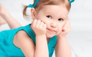 小女孩儿尿路感染了怎么办