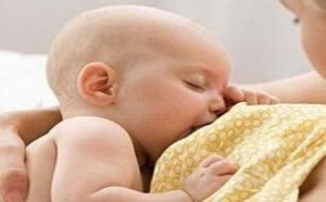 产后新妈妈母乳不足该怎么办？