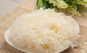平民燕窝的银耳有哪些功效与作用 平民燕窝的银耳有哪些功效与作用