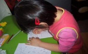 孩子在多大开始动笔写字合适? 孩子在多大开始动笔写字合适?