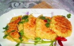 家常土豆饼怎么做 土豆饼的家常做法 家常土豆饼怎么做 土豆饼的家常做法