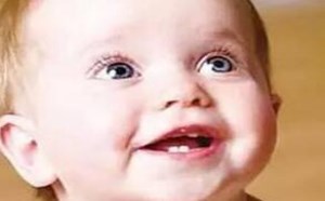 宝宝出牙晚，是哪些因素导致？