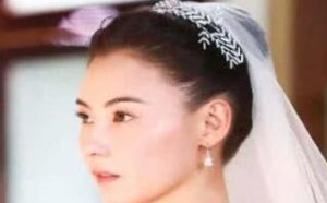 张柏芝晒婚纱照 难道是要结婚了吗? 张柏芝晒婚纱照 难道是要结婚了吗?