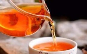 哺乳期妈妈可以喝茶和咖啡饮品吗？