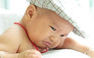 孩子受委屈了怎么安慰？拥抱比言语更有效果